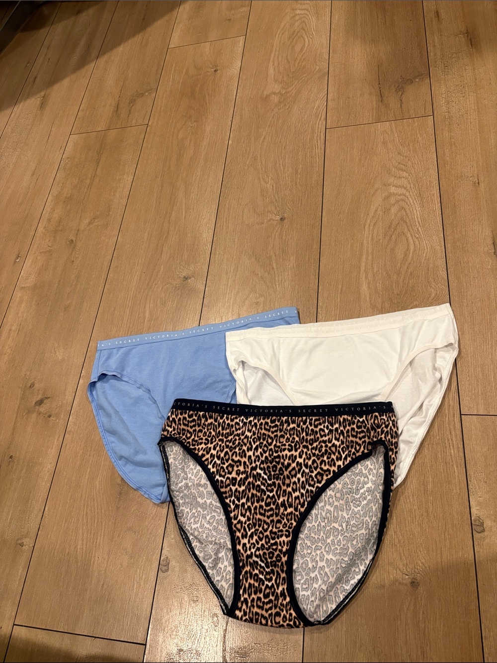 Victoria’s Secret panties Size L